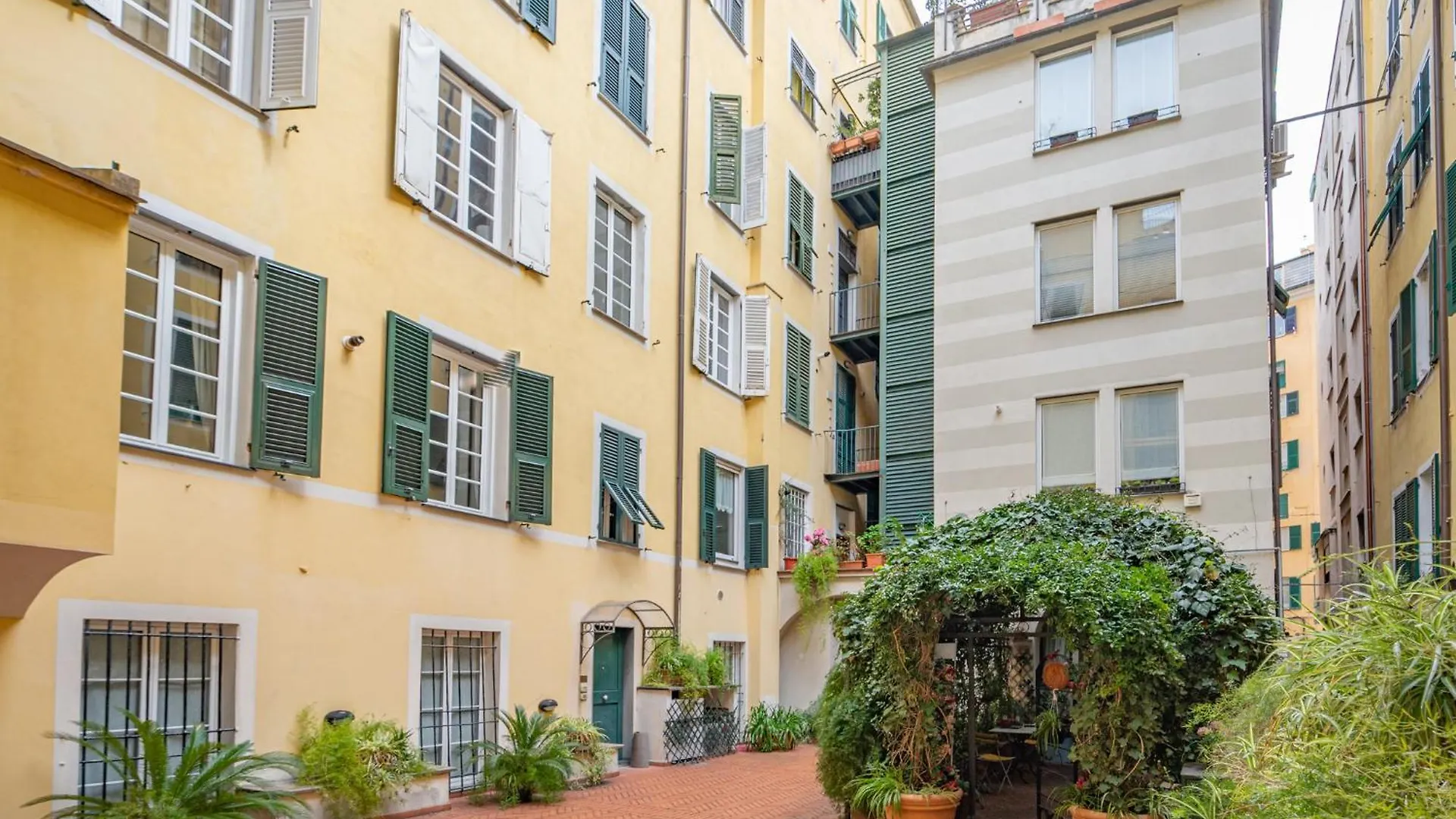 Maison Particulier Genova Italia
