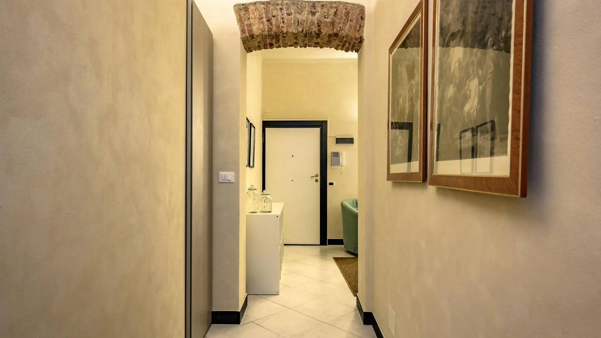 Maison Particulier Genoa 0*,  Italy